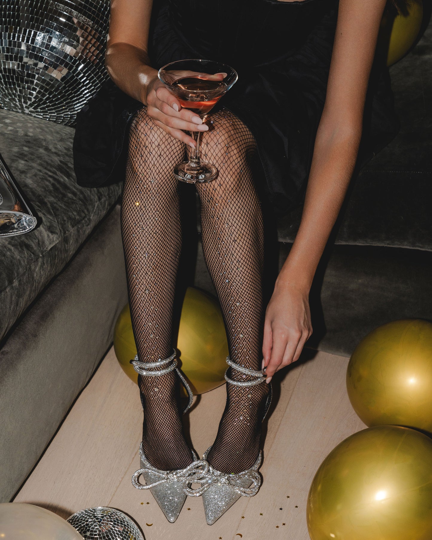 RHINESTONE FISHNET TIGHTS